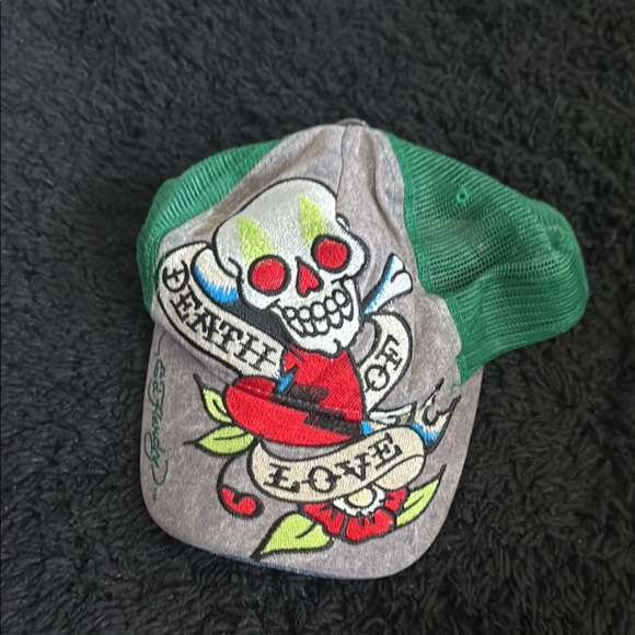ed hardy hat - Picture 1 of 2
